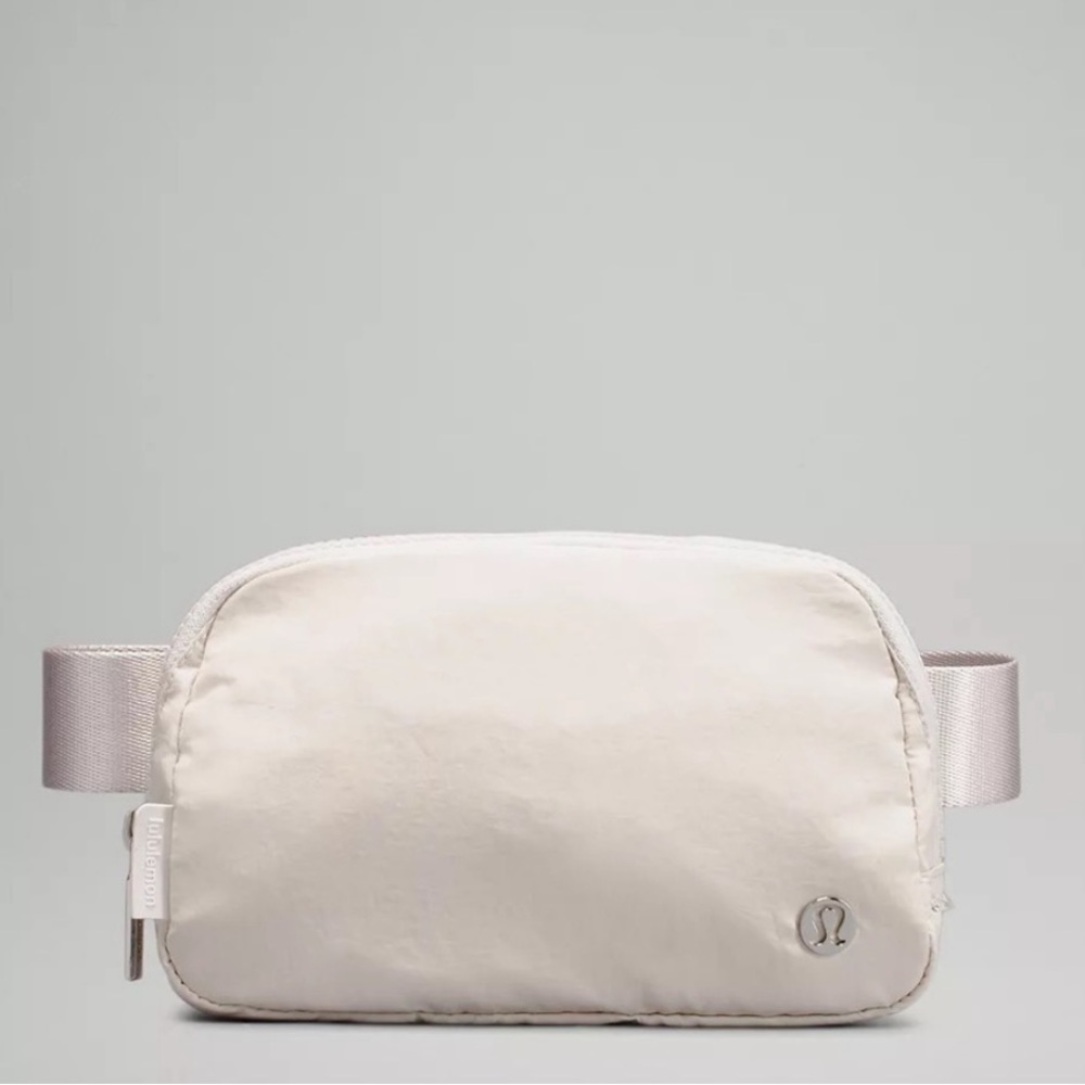 Lululemon Athletica Belt Bag